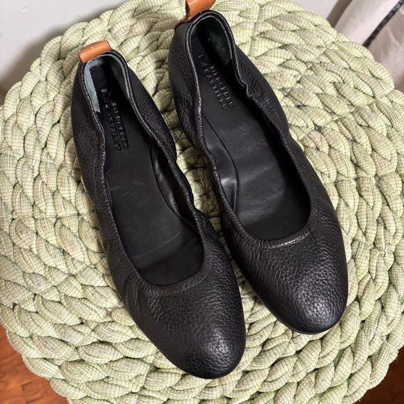 Mercedes Castillo Carola Black Pebbled Leather Slip On Ballet Flats - Picture 3 of 9